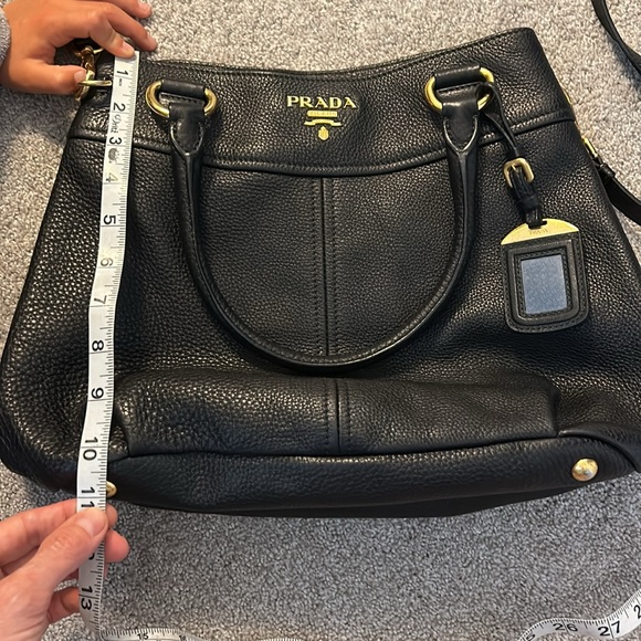 Black leader Prada bag with gold hardware - Picture 10 of 14